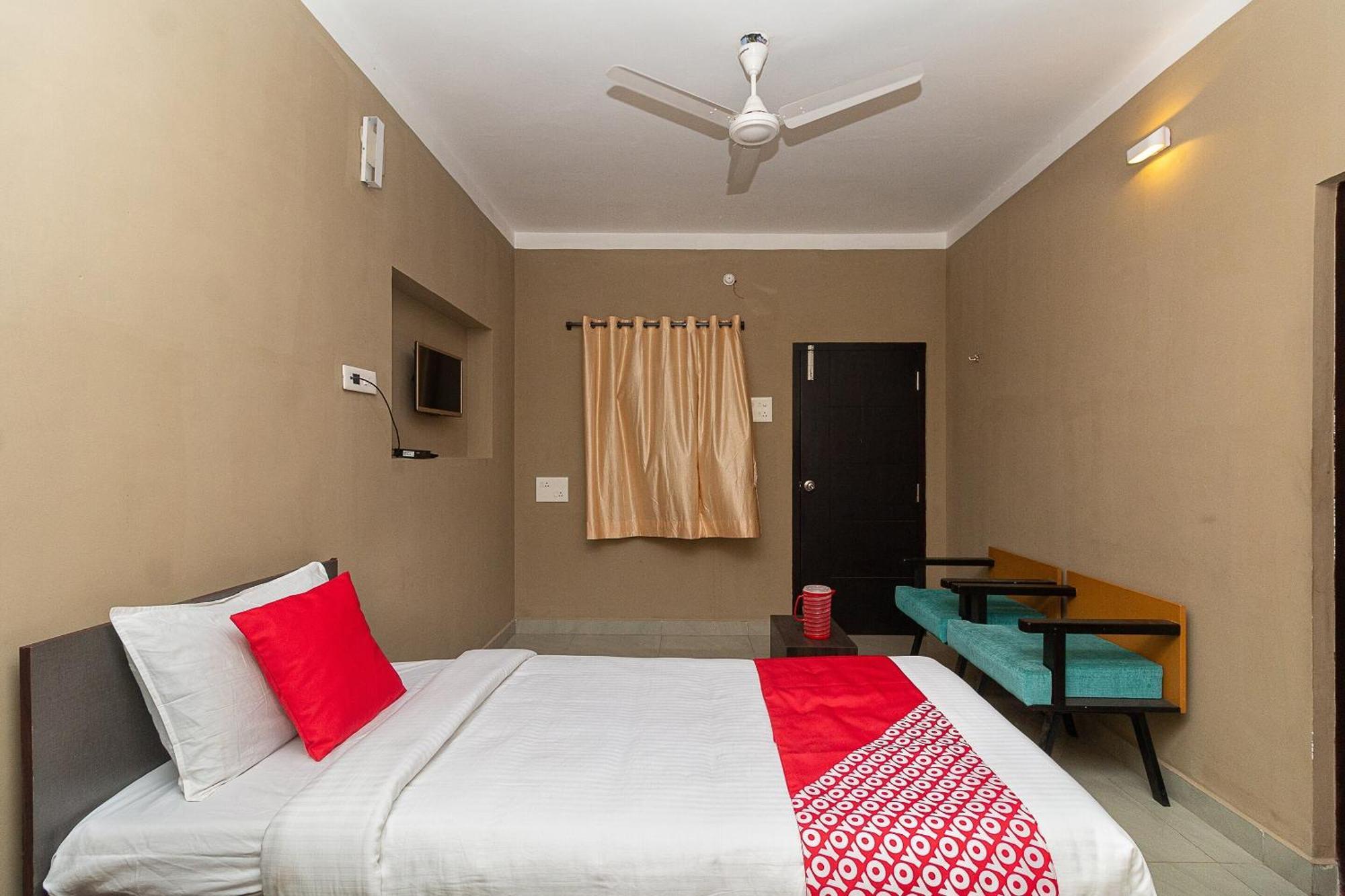 Oyo Green Hills Villa Kuttālam Esterno foto