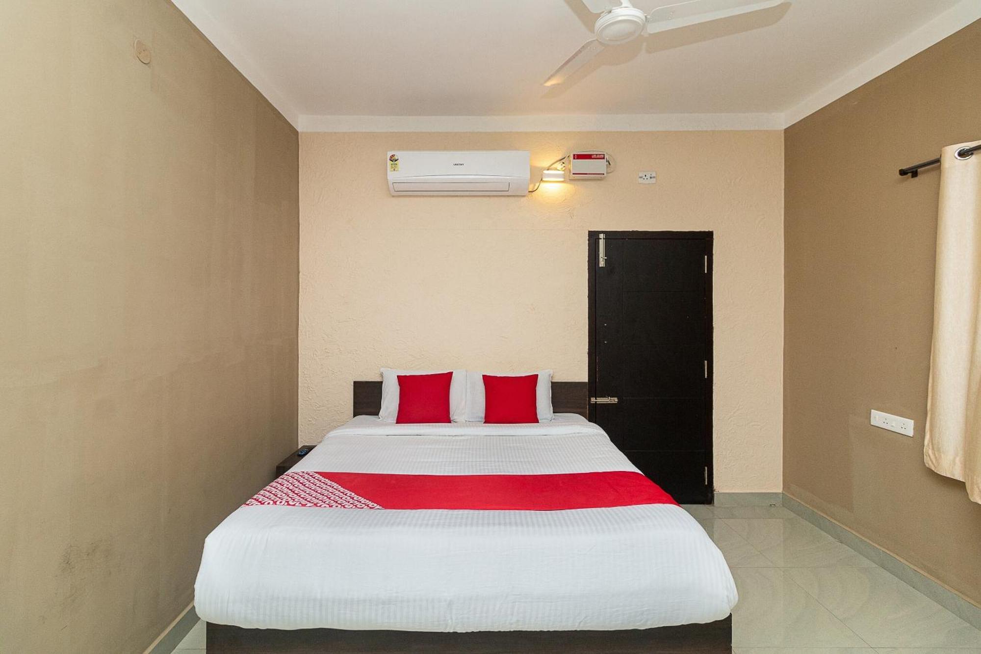 Oyo Green Hills Villa Kuttālam Esterno foto