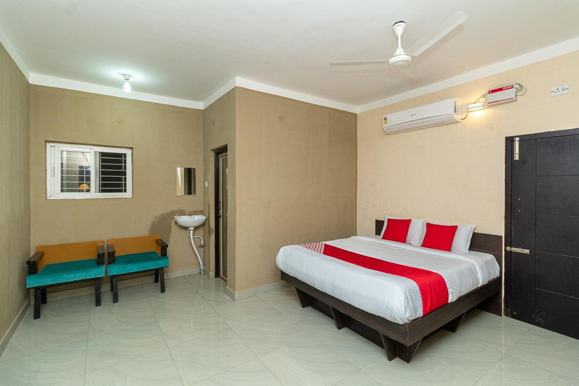 Oyo Green Hills Villa Kuttālam Esterno foto